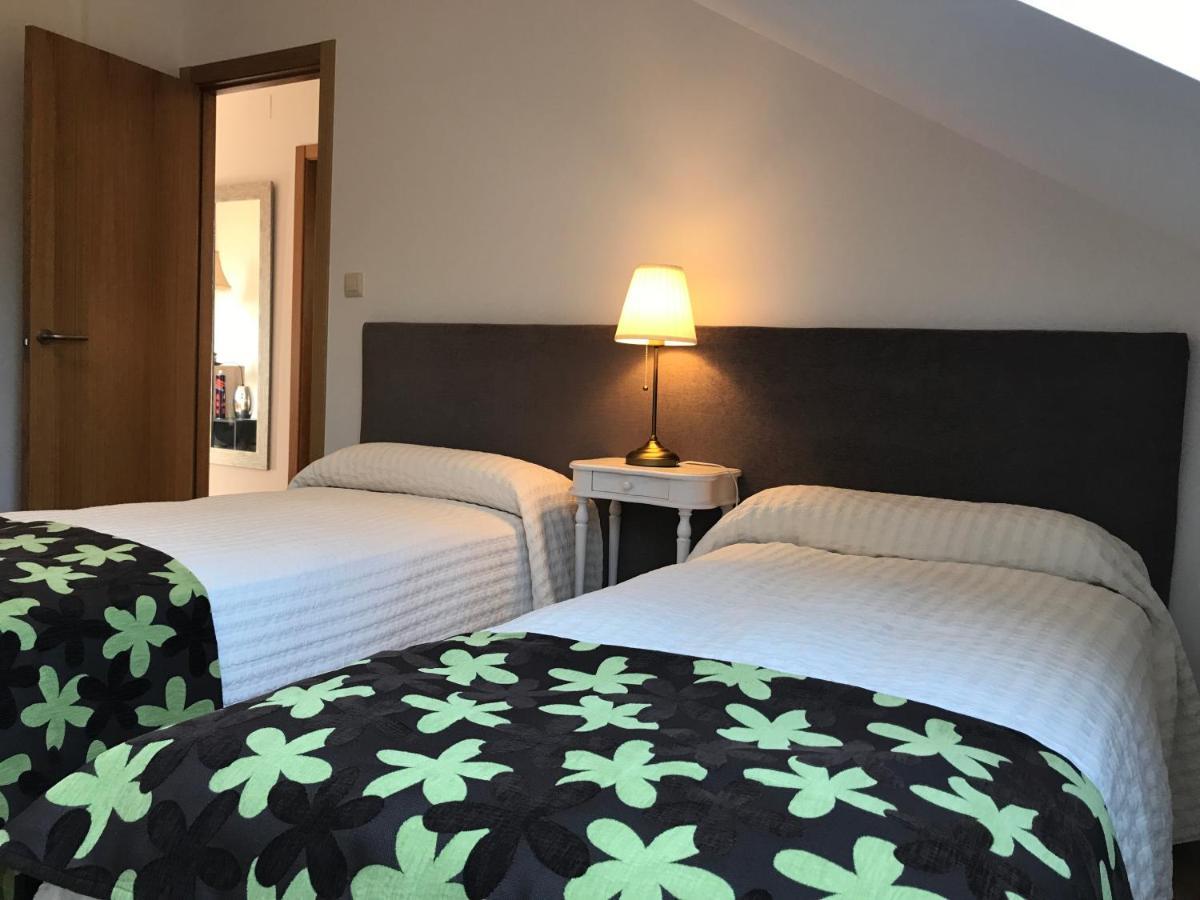 Apartamento Manuel Maria Allariz Bagian luar foto
