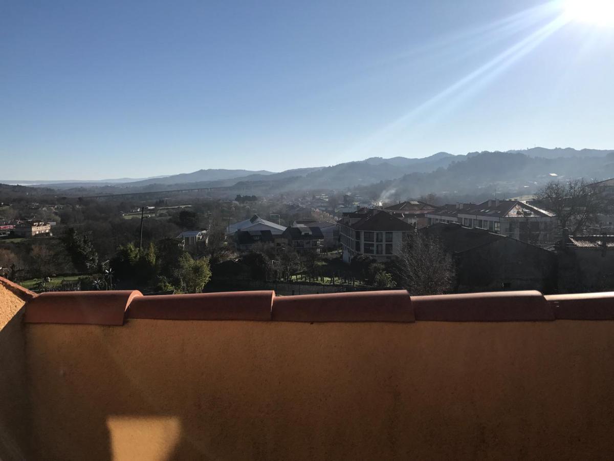 Apartamento Manuel Maria Allariz Bagian luar foto